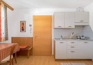 Haus Aue - Apartment 2 with Balcony, Mountain View & Wi-Fi