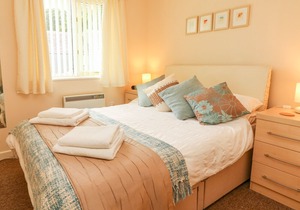 Hawthorn Cottage, FALMOUTH
