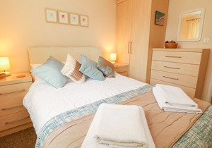 Hawthorn Cottage, FALMOUTH