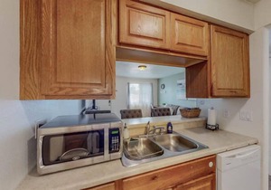 Hazel Orchid, Near Old Town