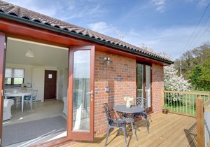 Hexden Lea - One Bedroom House, Sleeps 3