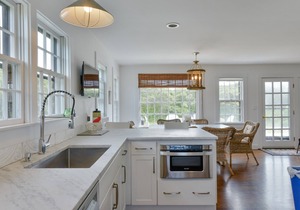 HIGH TIDE - Comfy Home W/Pool, High Tide