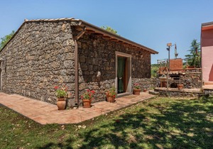 Hill-View Villa in Maletto with Garden
