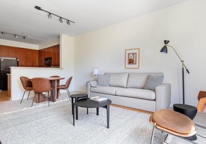 Hip San Jose 1BR w/Gym, Pool, W/D, walk to WF + Caltrain, by Blueground