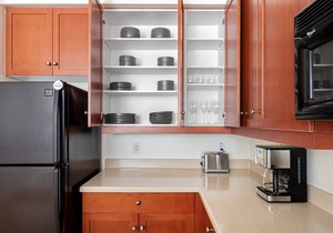 Hip San Jose 1BR w/Gym, Pool, W/D, walk to WF + Caltrain, by Blueground