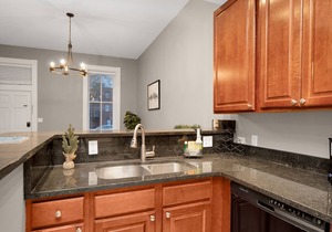 Historic 2-bedrm/2-bth in the heart of Soulard