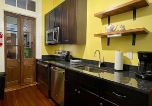 Historic Creole Cottage Apt. Close to the French Quarter