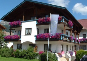 Hochparterre No. 3 - apartment house Wöber