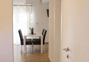 Holiday apartment 100 m to the beach and with air conditioning