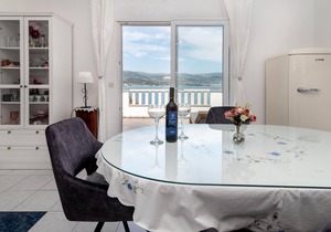 Holiday apartment Arbanija for 1 - 5 persons with 3 bedrooms - Row house