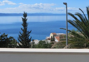 Holiday apartment Drasnice for 1 - 6 persons with 3 bedrooms - Holiday apartment in one or multi-fam
