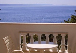 Holiday apartment Drasnice for 1 - 6 persons with 3 bedrooms - Holiday apartment in one or multi-fam