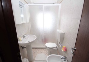 Holiday apartment 100 m from the beach