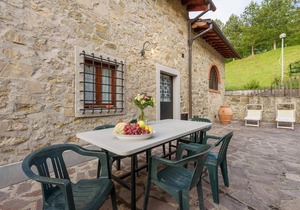 Holiday apartment Londa for 1 - 5 persons with 2 bedrooms - Holiday house