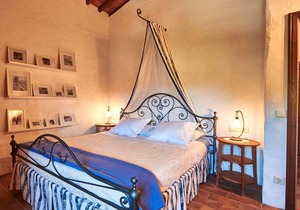 Holiday apartment Montevarchi for 1 - 2 persons with 1 bedroom - Farmhouse