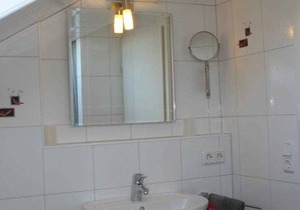 Holiday apartment with balcony - Appartement-Pension Schüßler