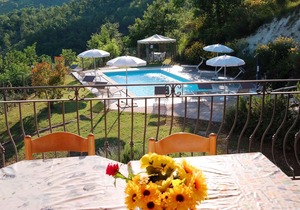 Holiday apartment with terrace and pool