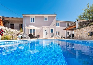 Holiday Home Fradelani