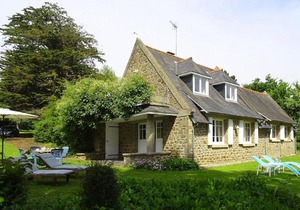 Holiday home in top location, Lancieux