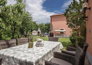 Holiday Home Pinezici I