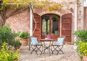 Holiday Home 'Redonda 2' with Mountain View, Shared Pool and Wi-Fi