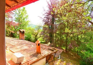 Holiday Home with Garden and shared pool