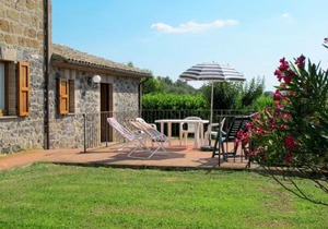 Holiday homes in Lubriano, Italy