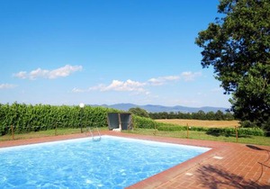 Holiday homes in Lubriano, Italy