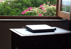 HOLIDAY HOUSE WITH HUGE GARDEN AND SUPERB VIEW OF THE SEA AND THE MOUNTAINS