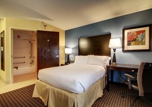 Holiday Inn Express Fort Campbell-Oak Grove, an IHG Hotel