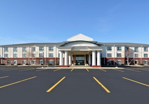 Holiday Inn Express Hotel & Suites Fort Atkinson, an Ihg Hotel