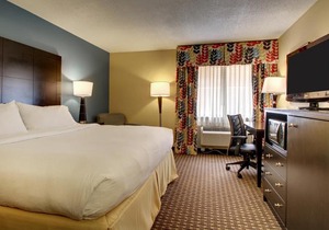 Holiday Inn Express Hotel Fort Campbell-Oak Grove