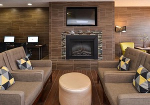 Holiday Inn Express Hotel & Suites Omaha West