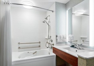 Holiday Inn Express Hotel & Suites Ontario