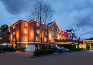 Holiday Inn Express Hotel & Suites Portland - Jantzen Beach, an Ihg Hotel