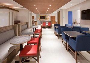 Holiday Inn Express Roseville-St Paul