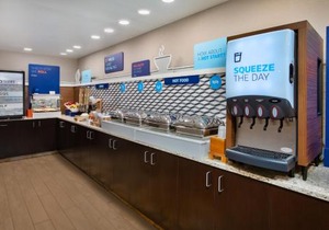 Holiday Inn Express & Suites Eden Prairie - Minneapolis by IHG