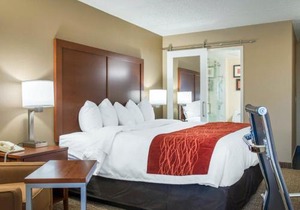 Holiday Inn Express & Suites Eden Prairie - Minneapolis by IHG