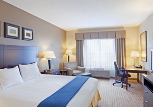 Holiday Inn Express & Suites Malone, an Ihg Hotel