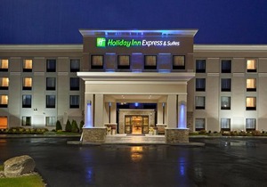 Holiday Inn Express & Suites Malone