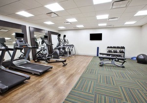 Holiday Inn Express & Suites Okemos - University Area, an IHG Hotel