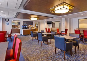 Holiday Inn Express - Waldorf