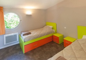 HOLIDAY VILLAGE OF LAKE MENET / FACING THE LAKE OF 14 HECTARES