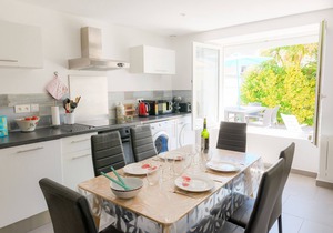 Holidays for 6 in Saint Guénolé