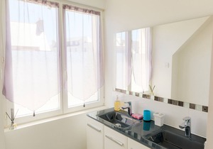 Holidays for 6 in Saint Guénolé