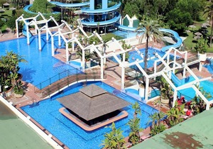 Homerez - 100 m away from the beach! Appartement for 4 ppl. with shared pool