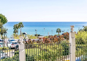 Homerez - 50 m away from the beach! Appartement for 4 ppl. with shared pool