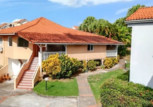 Homerez - Apartment Sainte-Anne, pool