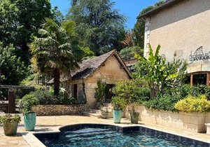 Homerez - House for 4 ppl. with shared pool and spa at Saint-Front-de-Pradoux