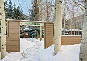Homestead 2031 by SummitCove Lodging